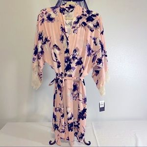NEW MIDNIGHT BAKERY Pink Floral Robe SZ M-L
